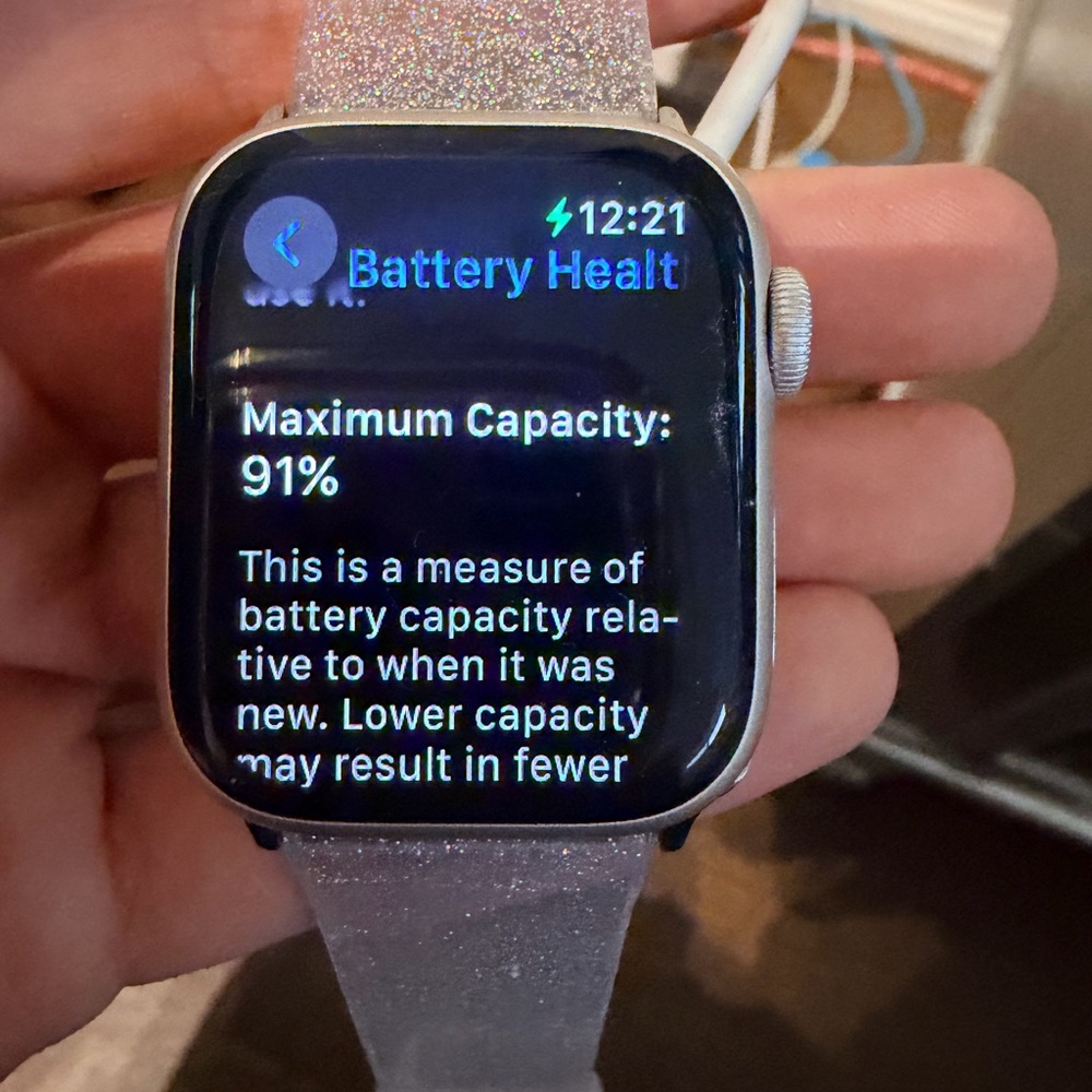 Apple Watch Series 7 Starlight Aluminum Case 41mm With Apple bands Working Order - Picture 13 of 14